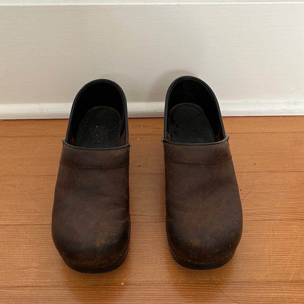 Dansko Professional Antique Brown leather clogs. Size 38, around size 7.5.